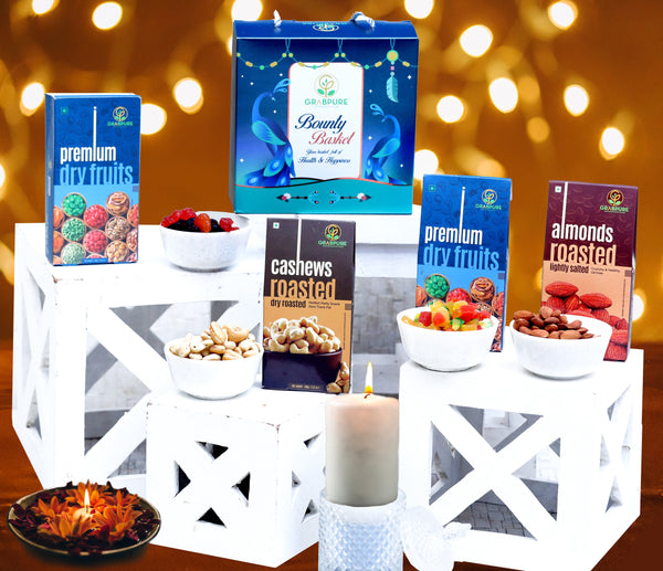 Bounty Basket Ruby with Cashew Roasted & Salted 100g, Almond Roasted & Salted 100g, Fruits Cocktail 100g, Mixed Berries 100g)